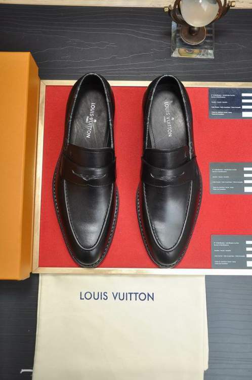 Picture of Louis Vuitton Shoes _SKULVsz38-45mnf055714333